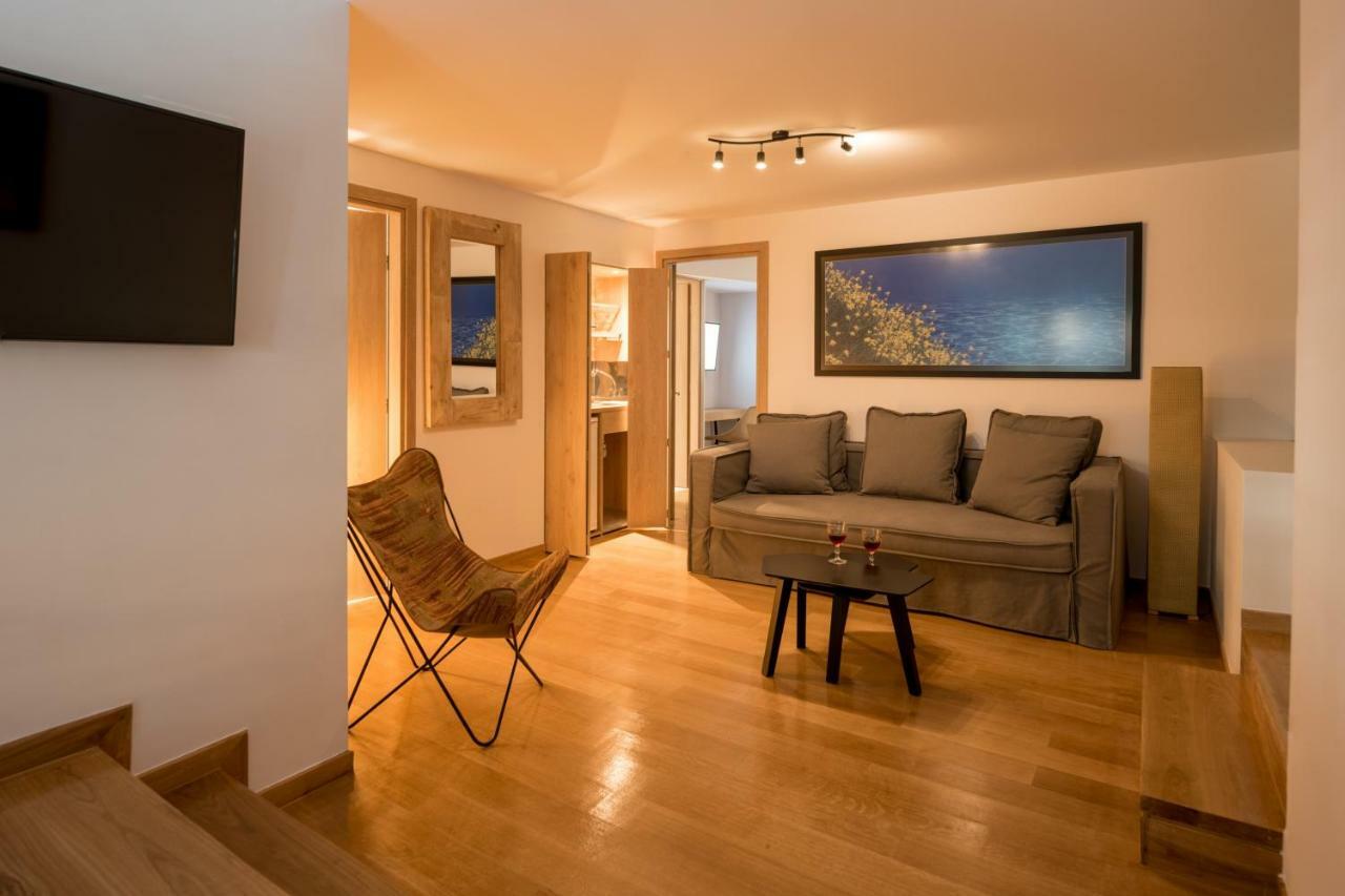 Fos Downtown Suites Athen Exterior foto