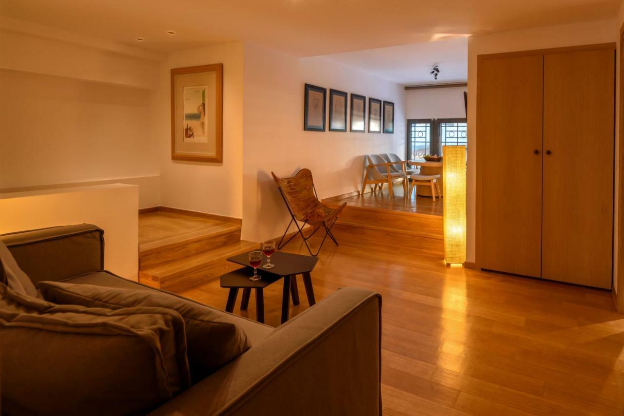 Fos Downtown Suites Athen Exterior foto